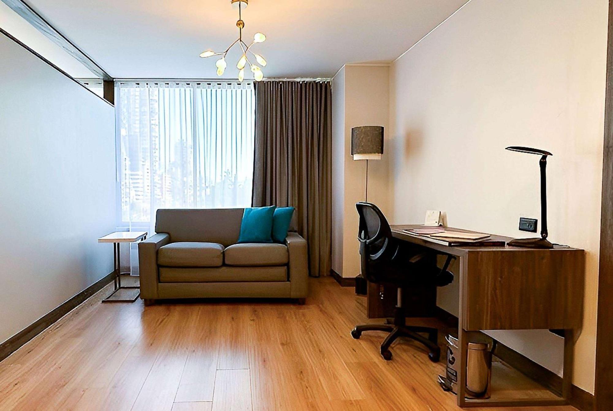 La Quinta By Wyndham Hotel