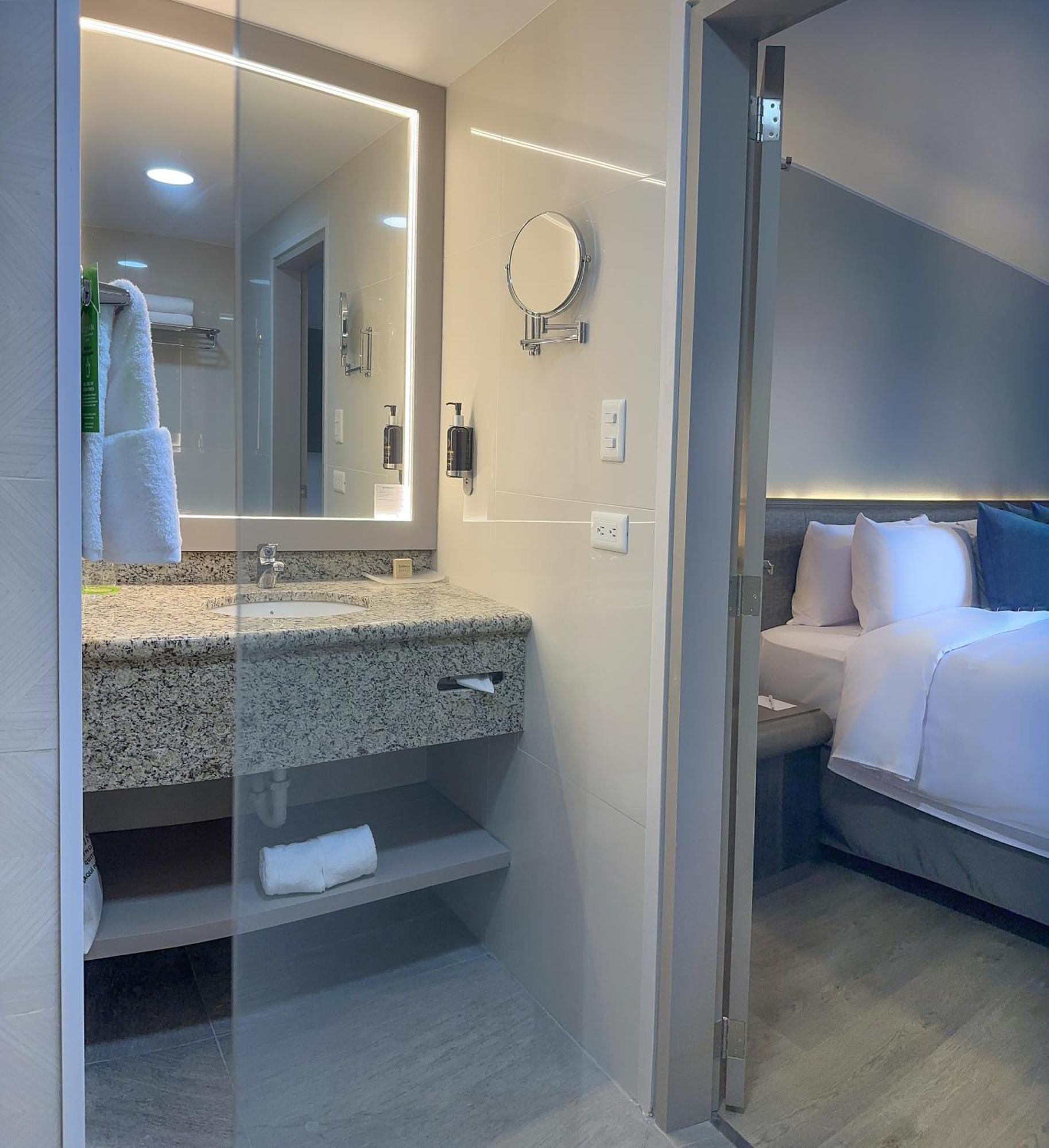 Hotel La Quinta By Wyndham 4*
